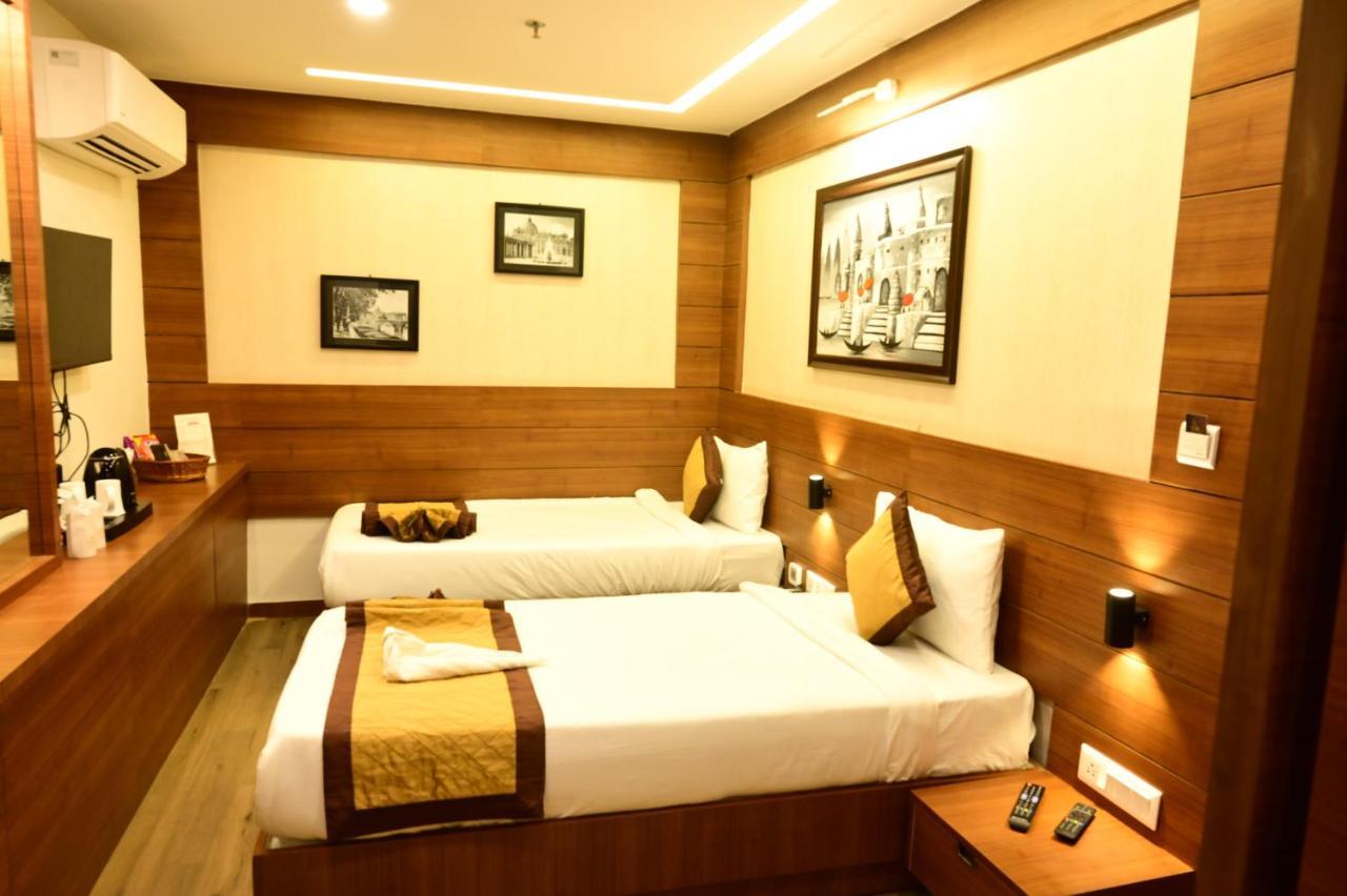 Danapur Hotel Silkhouse Premier מראה חיצוני תמונה