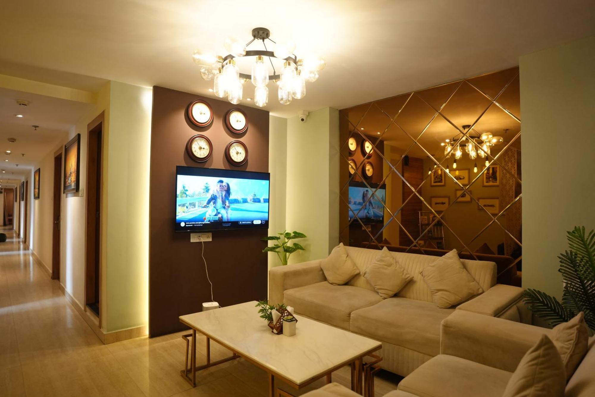Danapur Hotel Silkhouse Premier מראה חיצוני תמונה