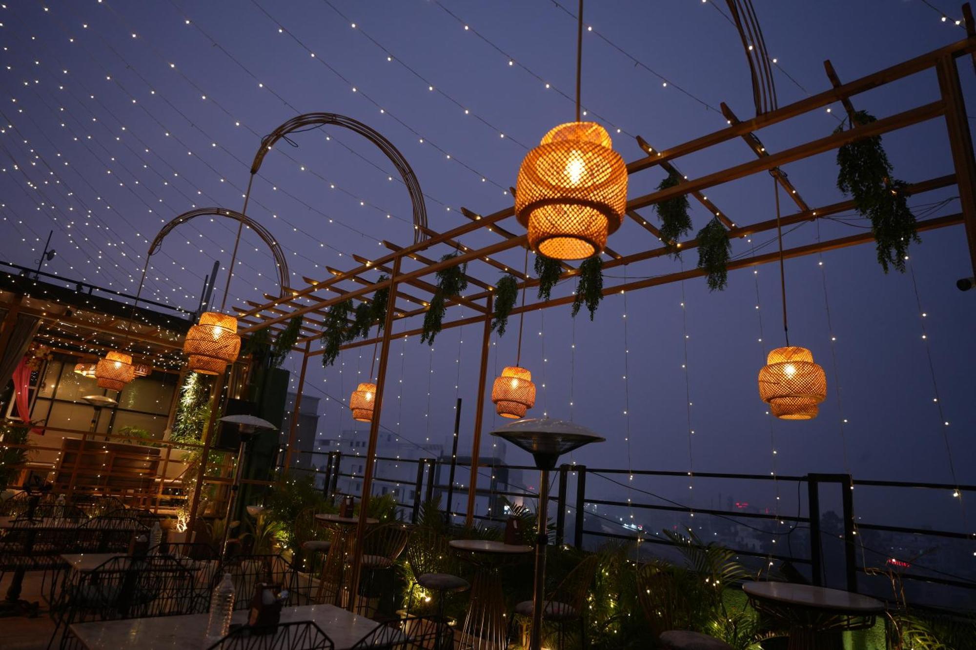Danapur Hotel Silkhouse Premier מראה חיצוני תמונה