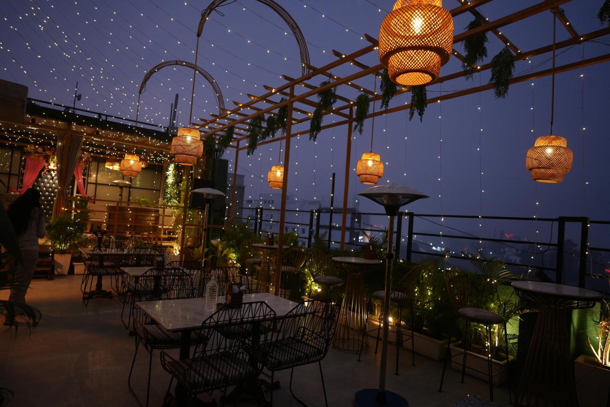 Danapur Hotel Silkhouse Premier מראה חיצוני תמונה