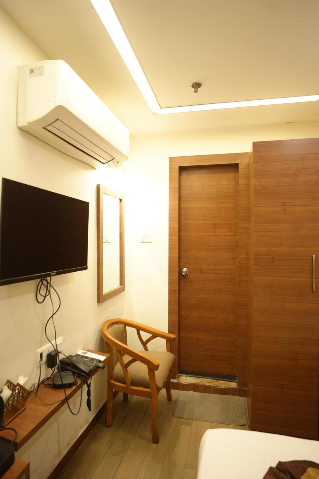 Danapur Hotel Silkhouse Premier מראה חיצוני תמונה